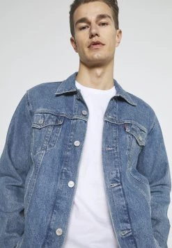 Pier One Prix Incroyables T-shirt imprimé t-shirts col rond homme -Pas Cher Pier One Boutique 01ab28916a0a4fc6b5cde39e8f05c830