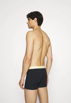 Pier One 5 PACK - Shorty Prix Bradés sous-vêtements normale homme -Pas Cher Pier One Boutique 0272b57816ec4fd49fa7ba1c80e53e63