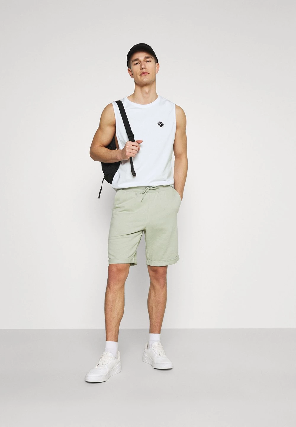 Prix Légers Pier One Débardeur t-shirts col rond homme 4 Prix Légers Pier One Débardeur t-shirts col rond homme – Image 2