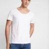 Qualité Garantie Pier One T-shirt basique t-shirts col en v profond homme -Pas Cher Pier One Boutique 0468aac711e94453bb4d66ecbe8ae959