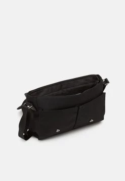 Pier One UNISEX - Mallette Prix Aimable sacs fermoir aimanté 9 Pier One UNISEX - Mallette Prix Aimable sacs fermoir aimanté -Pas Cher Pier One Boutique 04a8013d22414180a2847cf5d5a95285