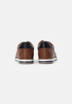 Prix Sympa Pier One Chaussures à lacets derbies, richelieus & chaussures bateau rond homme -Pas Cher Pier One Boutique 09216a4fcb3e4b0f82cdecb04180691e