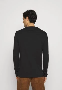 Pier One Bas Prix T-shirt à manches longues t-shirts col rond homme -Pas Cher Pier One Boutique 0a3681249dd5484dba9cb636db74c71d