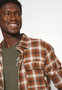 Pier One Prix Discount THERAPY BIKE EMBRO - T-shirt basique t-shirts col rond homme 12 Pier One Prix Discount THERAPY BIKE EMBRO - T-shirt basique t-shirts col rond homme -Pas Cher Pier One Boutique 0b6054721ddf48aaa15928151096f3b3