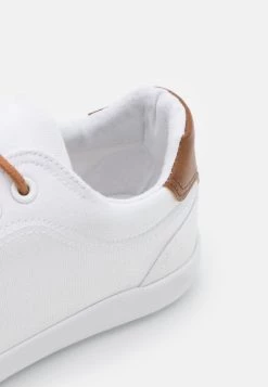 Prix d’Amis Pier One Baskets basses baskets & sneakers rond homme -Pas Cher Pier One Boutique 0c05bc569e2446ac8242124e51310513