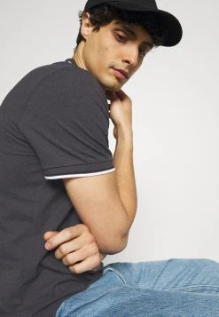 Pier One Polo Prix Exclusifs t-shirts col polo homme -Pas Cher Pier One Boutique 0c201bf622694278adba738e76bbfb1f