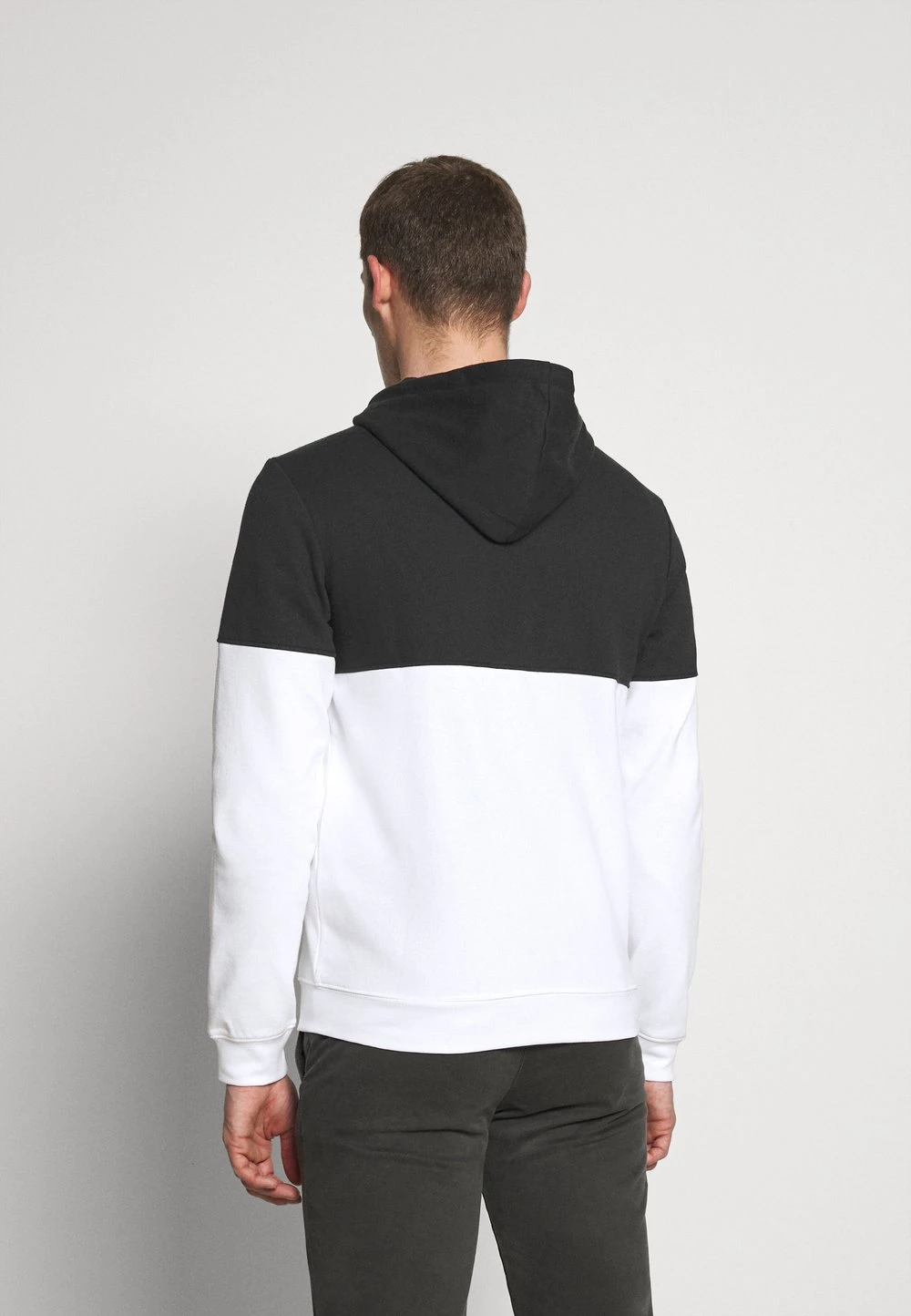 Pier One Sweat à capuche zippé Prix Gelé pulls et gilets homme 5 Pier One Sweat à capuche zippé Prix Gelé pulls et gilets homme – Image 3