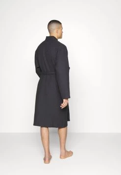 Prix Malin Pier One Peignoir sous-vêtements & chaussettes col châle homme -Pas Cher Pier One Boutique 1090721d9e184eb1b7ef5af2d0a1dea1