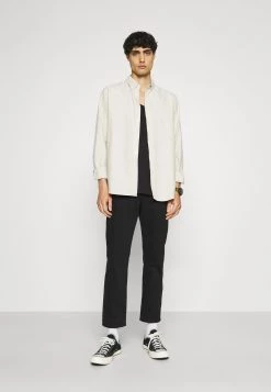 Prix Refroidis Pier One 2 PACK - Débardeur t-shirts encolure large ronde homme