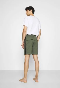 Pier One Soldes En Ligne LOUNGE STRIPED SHORTS - Bas de pyjama pyjamas normale homme -Pas Cher Pier One Boutique 12b22e35e78449af82173ef1a21a1cf6
