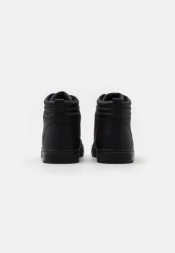 Pier One Baskets montantes Prix Jamais Vus baskets & sneakers rond homme 15 Pier One Baskets montantes Prix Jamais Vus baskets & sneakers rond homme -Pas Cher Pier One Boutique 130125e6dc26413fb756e6d621e5c981