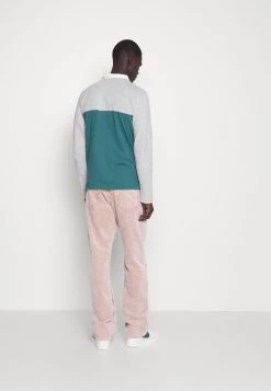 Se Vend Bas Prix Pier One T-shirt à manches longues t-shirts & polos col contrastant homme -Pas Cher Pier One Boutique 138add3618a34106a26e5bb25d3e3b01