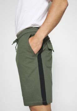 Pier One Soldes En Ligne LOUNGE STRIPED SHORTS - Bas de pyjama pyjamas normale homme -Pas Cher Pier One Boutique 1725d9373430436891026ca56137552c