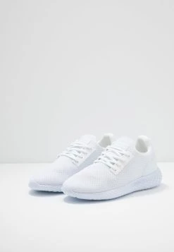 Pier One UNISEX - Baskets basses Prix Refroidis sneakers rond homme -Pas Cher Pier One Boutique 1abd2eb89d1c4f2ab09ba09e4942cbf5