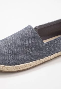 Pier One 50% Off De Vente UNISEX - Espadrilles chaussures basses rond -Pas Cher Pier One Boutique 1ac978dafc5844c29e9f68577dfddebe