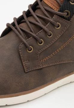 Prix Compétitif Pier One Baskets montantes baskets & sneakers rond homme 15 Prix Compétitif Pier One Baskets montantes baskets & sneakers rond homme -Pas Cher Pier One Boutique 1c0af372ec504270becb5aec591c9810