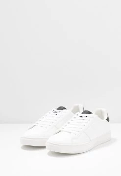 Pier One Promos Baskets basses baskets & sneakers rond unisex -Pas Cher Pier One Boutique 1c237317a9db4866bf2f094cb9328ead