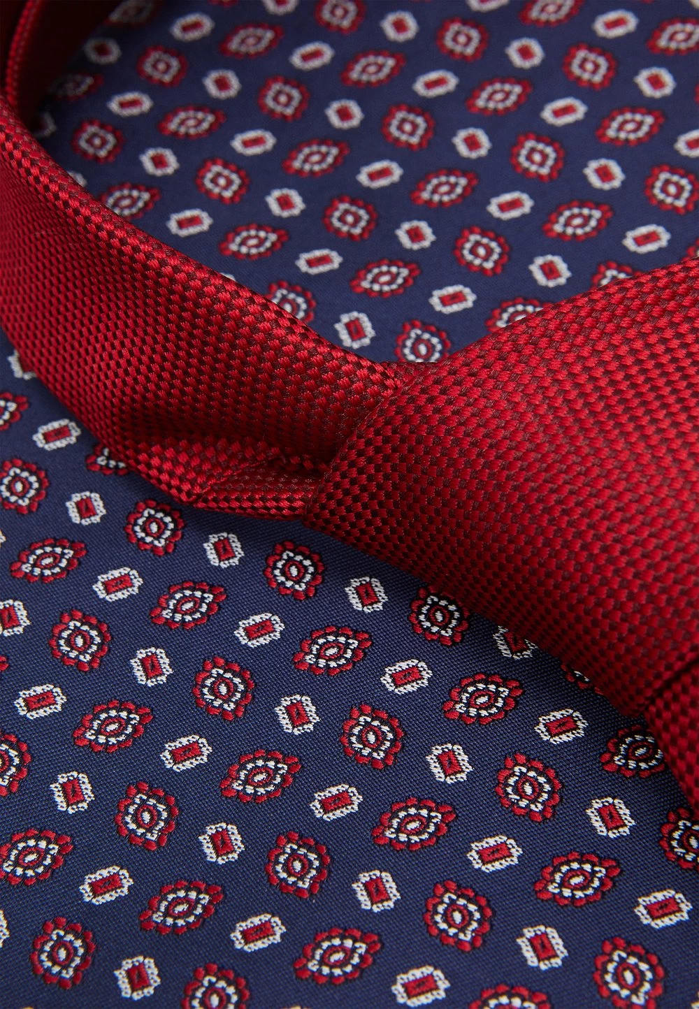 Pier One Prix Sacrifiés SET - Cravate pochettes de costume floral homme 8 Pier One Prix Sacrifiés SET - Cravate pochettes de costume floral homme – Image 6