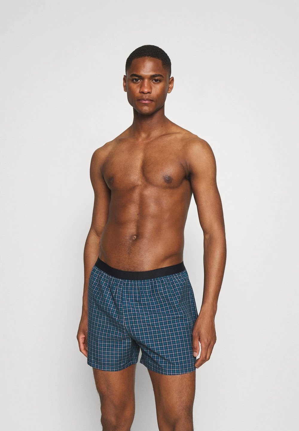 Prix d’Amis Pier One 3 PACK - Caleçon sous-vêtements normale homme 3 Prix d’Amis Pier One 3 PACK - Caleçon sous-vêtements normale homme