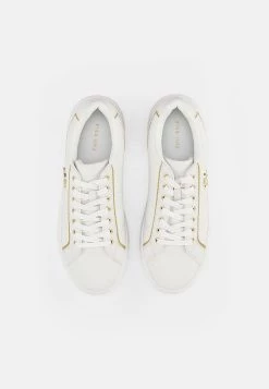 Pier One Baskets basses Vendre baskets & sneakers rond unisex 11 Pier One Baskets basses Vendre baskets & sneakers rond unisex -Pas Cher Pier One Boutique 2b6e8904e99d446c8c45e4a5d29d9271