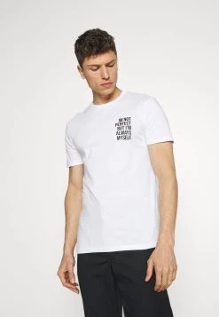 Pier One T-shirt imprimé Prix Équitable t-shirts col rond homme -Pas Cher Pier One Boutique 2c15badbdb134bd0b9c226abeb3b14eb
