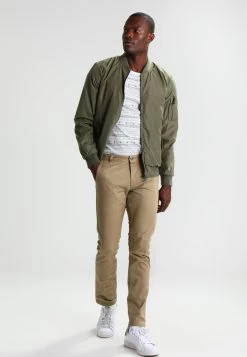 Discount En Ligne Pier One T-shirt imprimé t-shirts & polos col rond homme -Pas Cher Pier One Boutique 2c7148d4eded4b5e97745e0e681798dc