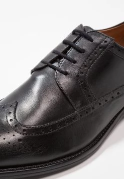 Pier One Réduction LEATHER - Derbies & Richelieus chaussures de ville rond homme -Pas Cher Pier One Boutique 2c8b13e654a34f6e889e607a4cc2da04