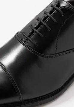 Pier One Plus Bas Prix De Vente Derbies & Richelieus chaussures de ville rond homme -Pas Cher Pier One Boutique 2ca0131a89ed491b8a956c1e74b39a7e