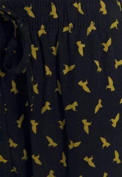 Petit Prix Pier One Pyjama pyjamas normale homme 15 Petit Prix Pier One Pyjama pyjamas normale homme -Pas Cher Pier One Boutique 2cc972a37ba248f8bd38adb4d9d9722e