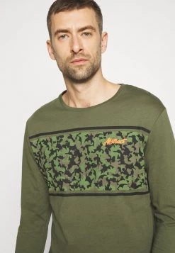 Pier One T-shirt à manches longues Prix Imbattable t-shirts col rond homme 12 Pier One T-shirt à manches longues Prix Imbattable t-shirts col rond homme -Pas Cher Pier One Boutique 2fe6c679e12f4011b0d7727b0697fce4