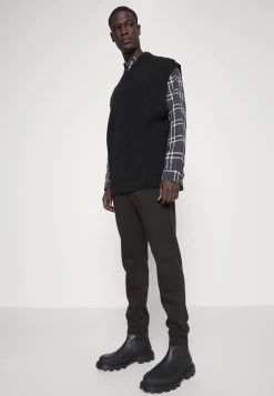 Pier One Pantalon de survêtement Bonne Qualité pantalons normale homme 11 Pier One Pantalon de survêtement Bonne Qualité pantalons normale homme -Pas Cher Pier One Boutique 31a61803c94e40539e7abd4a165905bd