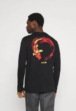 Prix Dynamité Pier One T-shirt à manches longues t-shirts col rond homme -Pas Cher Pier One Boutique 32b766e048f24519a3da5b2ce5ddfebc