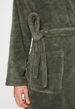 Pier One Peignoir Première Qualité sous-vêtements & chaussettes col ch&acirc;le homme -Pas Cher Pier One Boutique 361a5ccda821467e8e3e1f7029360e39