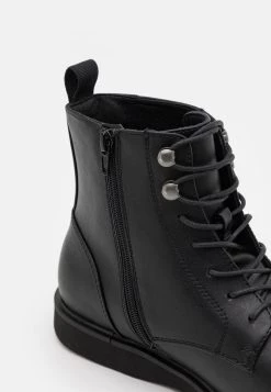 Pier One Bottines à lacets Authentique 100% bottes rond homme -Pas Cher Pier One Boutique 370b3116e9fc4f328519cf41a1604610