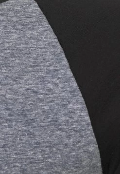 Pier One Prix Gelé T-shirt à manches longues t-shirts & polos col rond homme -Pas Cher Pier One Boutique 37f91f71b4974bf1826d0f81a8f51226