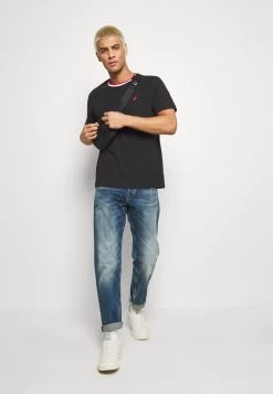 Prix Discount Pier One T-shirt basique t-shirts & polos col rond homme 11 Prix Discount Pier One T-shirt basique t-shirts & polos col rond homme -Pas Cher Pier One Boutique 3934dbecd680490f8361f7924c43a8e0
