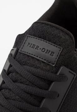 Prix Gelé Pier One UNISEX - Baskets basses baskets & sneakers rond homme -Pas Cher Pier One Boutique 3c05494f8e2341a8b0d6b1c078426000