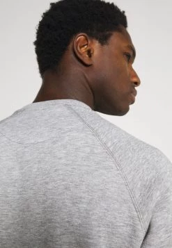 Pier One Prix Affortable 3 PACK - Sweatshirt sweats & hoodies col rond homme -Pas Cher Pier One Boutique 3f826ffba33f448aa8aacde667ba354b