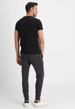 Prix Dynamité Pier One Pantalon de survêtement pantalons normale homme -Pas Cher Pier One Boutique 41603f18a9d7497b85a73a2ae36be969