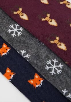 En Remise Pier One XMAS GIFT BOX 3 PACK - Chaussettes sous-vêtements & chaussettes chiné homme -Pas Cher Pier One Boutique 41bd57df4027474f98b4581c64bdacc9