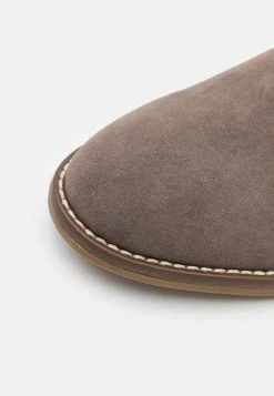 Pier One Un Tarif Préférentiel Bottines bottes rond homme 13 Pier One Un Tarif Préférentiel Bottines bottes rond homme -Pas Cher Pier One Boutique 4a3d2f50c2924a528c01e1e571779294