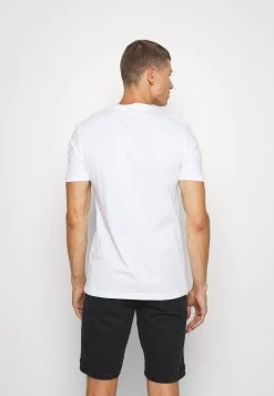 Pier One Soldes En Ligne 7 PACK - T-shirt basique t-shirts col rond homme 19 Pier One Soldes En Ligne 7 PACK - T-shirt basique t-shirts col rond homme -Pas Cher Pier One Boutique 4c6d204e8dc94472bbef7b0c70bc02cc