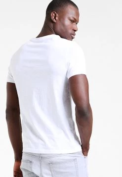 Prix Gelé Pier One T-shirt imprimé t-shirts & polos col rond homme 11 Prix Gelé Pier One T-shirt imprimé t-shirts & polos col rond homme -Pas Cher Pier One Boutique 4de3cbfe46cb44ea900046dedc9ae2b4