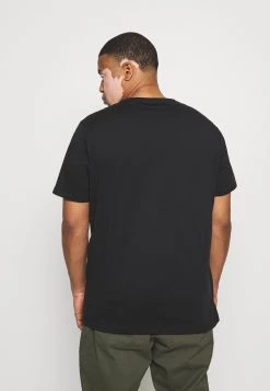 Prix Accessible Pier One 5 PACK - T-shirt basique t-shirts col rond homme -Pas Cher Pier One Boutique 4e16f3334138431ea41b293b3c3aa654