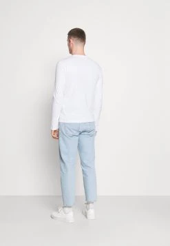 Pier One 5 PACK - T-shirt à manches longues Prix Exclusifs t-shirts col rond homme -Pas Cher Pier One Boutique 501e285d599547fa8b3d97a7168757c4