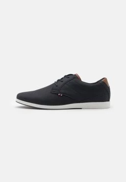 Pier One Prix Distinctifs Chaussures à lacets derbies, richelieus & chaussures bateau rond homme -Pas Cher Pier One Boutique 50fbeeb7fcb44452a3113fa26fa5836d 1