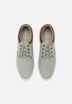 Pier One Soldes Baskets basses sneakers rond unisex 15 Pier One Soldes Baskets basses sneakers rond unisex -Pas Cher Pier One Boutique 52b72b4ffeb244eea0037a3fbf52394b
