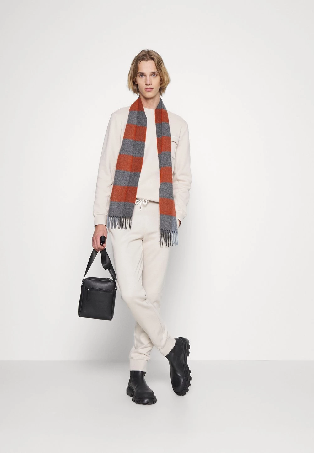 Pier One Prix Dégriffé Pantalon de survêtement pantalons normale homme 4 Pier One Prix Dégriffé Pantalon de survêtement pantalons normale homme – Image 2