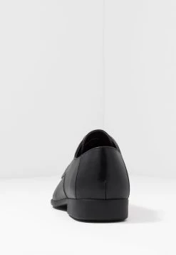 Pier One Derbies & Richelieus excellente qualité chaussures de ville carré homme 11 Pier One Derbies & Richelieus excellente qualité chaussures de ville carré homme -Pas Cher Pier One Boutique 53265e52231c47209eb2b622ed603799