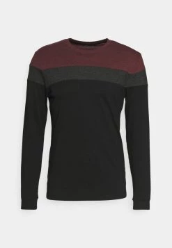 Prix Compétitif Pier One T-shirt à manches longues t-shirts & polos col rond homme -Pas Cher Pier One Boutique 55638a1ead054b259ba7f4353fbb4664 1